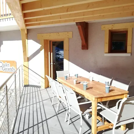 Les Garands Apartment *