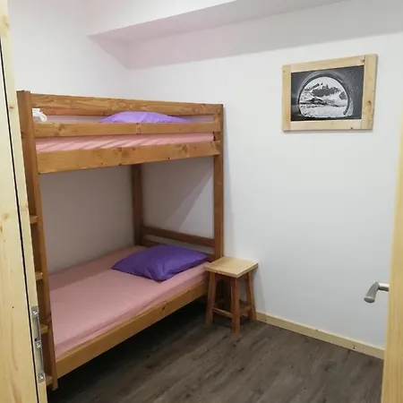 Les Garands Apartment